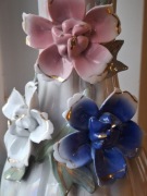 Duży wysoki porcelanowy wazon 3D róże