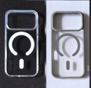 Etui/case klasyczne przezroczyste i szare z MagSafe na iPhone'a 17 pro