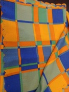 Plamoodporny duży obrus żólto- pomaranczowo zielono- niebieski 230x130