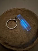 Samoświecący brelok trytowy niebieski