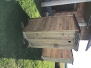 Wc drewniane z grubej dechy latryna 