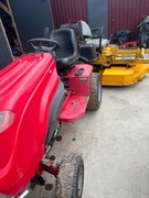 Sprzedam traktor Westwood Diesel na części, silnik w pełni sprawny.