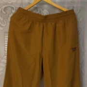 Nowe spodnie firmy Reebok