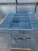 Stopnie schodowe WEMA metalowe 30x2 800x270