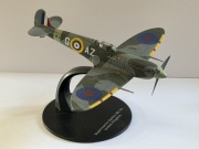 SUPERMARINE SPITFIRE MK.Vb / DEAGOSTINI 1:72 / MODEL