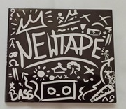 Krzaquu - NewTape / LTD / autograf/ D. Real wlepki
