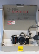 Aparat analogowy Nikon F65 