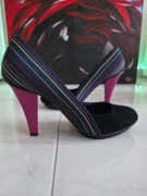 Czółenka United Nude rozmiar 39 przepiękne 