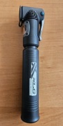 Pompka ręczna z manometrem XLC Alpha Mini PU-D01