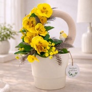 Wielkanocny stroik wiosenny żółte kwiaty dekoracja