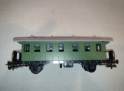 Klasyczny dwuosiowy wagon osobowy H0 Piko Piękny okaz!