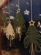 Zawieszka makramowa choinka w okno