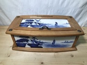 DELFT Z MOTYWAMI HOLENDERSKIMI - POJEMNIK NA CHLEB