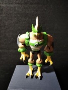 Ben 10: Omniverse - MEGASZPON (Kickin Hawk) Bandai