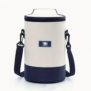 Torba piknikowa termiczna na zewnątrz|. Wys. 24 cm. szer. 17 cm.