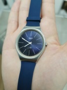 Zegarek swatch skin irony srebrny granatowy stal silikon