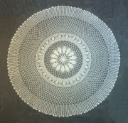 Obrus szydełkowy, serweta 135cm