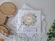 Delikatne zaproszenia komunijne na komunię komunia hostia tekturka