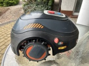BLACK DECKER  KOSIARKA AUTOMATYCZNA ROBOT KOSZĄCY 700m2