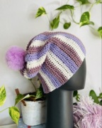 Fantazyjna czapka „Merino Colors - lawendowe pole