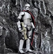 Figurka kolekcjonerska Nowa Star Wars 15cm Captain Phasma