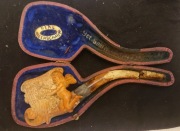 Rzeźbiona fajka w etui