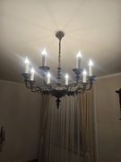 Żyrandol stylizowany na stary