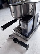 Sprzedam ekspres ciśnieniowy automatyczny Yoer 20 bar 1350+młynek do kawy !