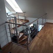 Balustrada (antresolowa) ze stali nierdzewnej