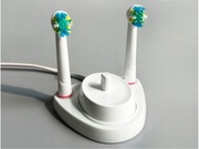 PODSTAWKA NA 2 KOŃCÓWKI I SZCZOTECZKĘ ORAL-B