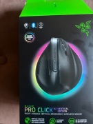 Mysz ergonomiczna Razer Pro Click V2 Vertical 6 przycisków BT/2.4GHz/USB-C