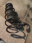 Sprężyna odbojniki gumy łożysko astra j GTC IV 1.4