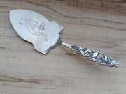 POSREBRZANA ŁOPATKA DO CIASTA TORTU FINLANDIA KWIATY 1946r