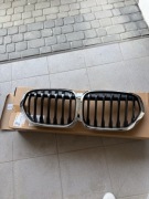 Grill / nerki BMW X1 F48 LCI