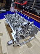 Nowa głowica BMW N62B40 prawa strona cylindry 1-4