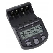 Mikroprocesorowa ładowarka akumulatorów AA/R6 i AAA/R3 Technoline BC-700 3V