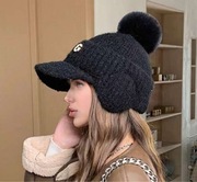 Czapka z daszkiem i pomponem zimowe shein L/XL