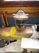 Stara lampa loft żeliwna obudowa