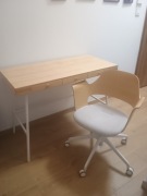 Biurko do pracy i fotel obrotowy 