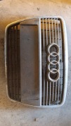 AUDI A6 C6 SEDAN 04-08 ATRAPA GRILL EMBLEMAT 4F0853651