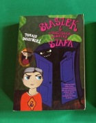 Staszek i straszliwie pomocna szafa