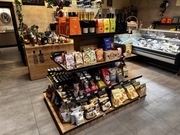 Wyspa sklepowa regał ekspozycyjny sklep 