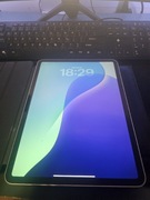 iPad Pro 11”, srebrny (A1934, Wi-Fi + Cellular, 64GB) + klawiatura