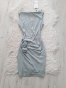 ZARA piękna sukienka jasno niebieska z kwiatami i marszczeniem XS