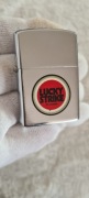 Zapalniczka benzynowa LUCKY Strike.(2)