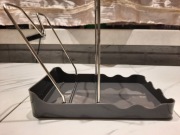 Ociekacz na: przykrywkę, łyżkę, chochlę– koniec z uciapanym blatem