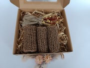 Myjki ze sznurka konopnego z bukietem z suszu - zestaw prezentowy