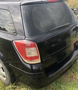 klapa bagażnika Opel Astra h kombi czarna Z20R