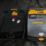 Defibrylator Physio Lifepak CRplis control 