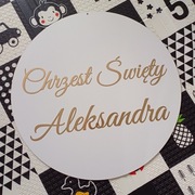 Duża tablica z napisem Chrzest Święty Alekksandra